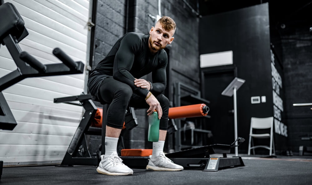 bro split gym workout man protein