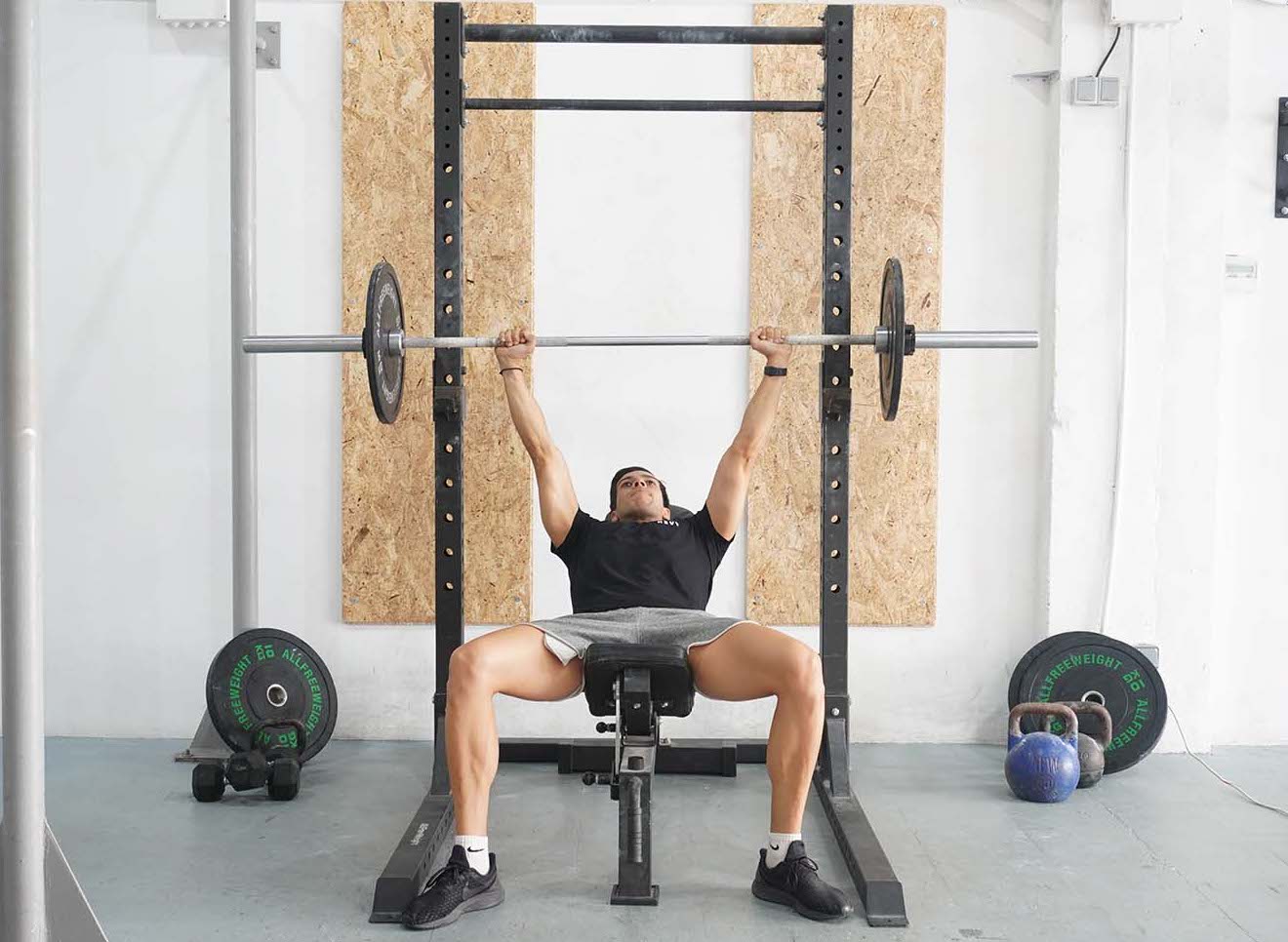 Bench Press (Barbell) How to Instructions, Proper Exercise Form and Tips Hevy Exercise Library